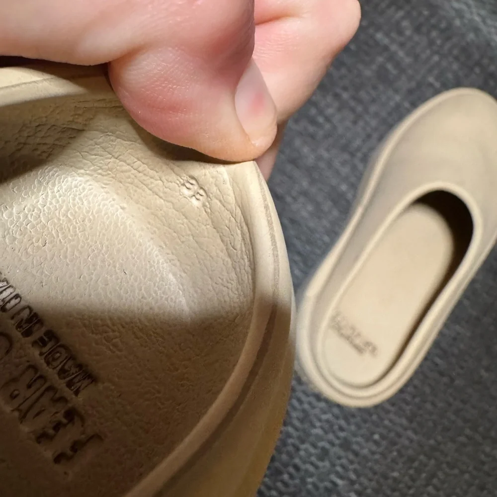 FEAR OF GOD Eva Runner Slippers Kids